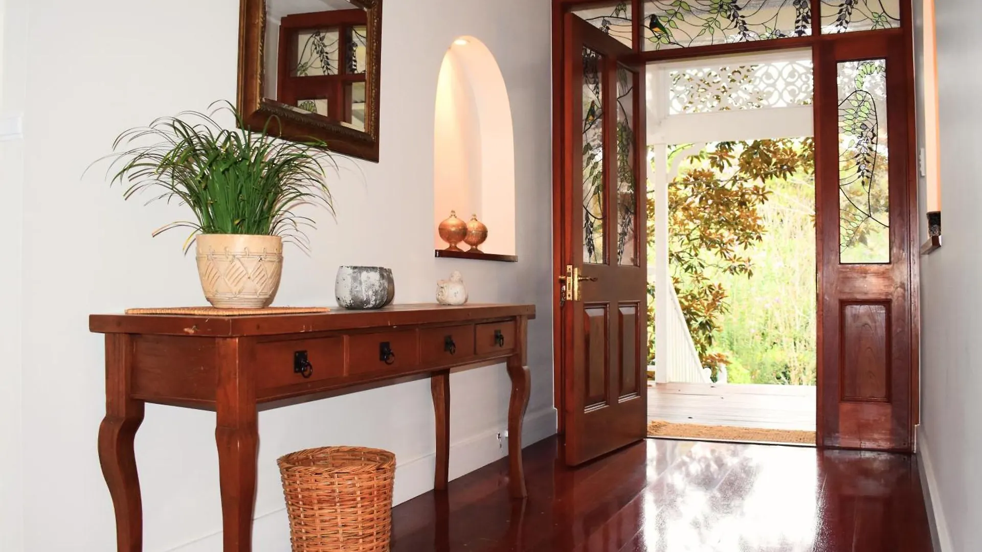 Maleny Homestead & Cottage 0*,